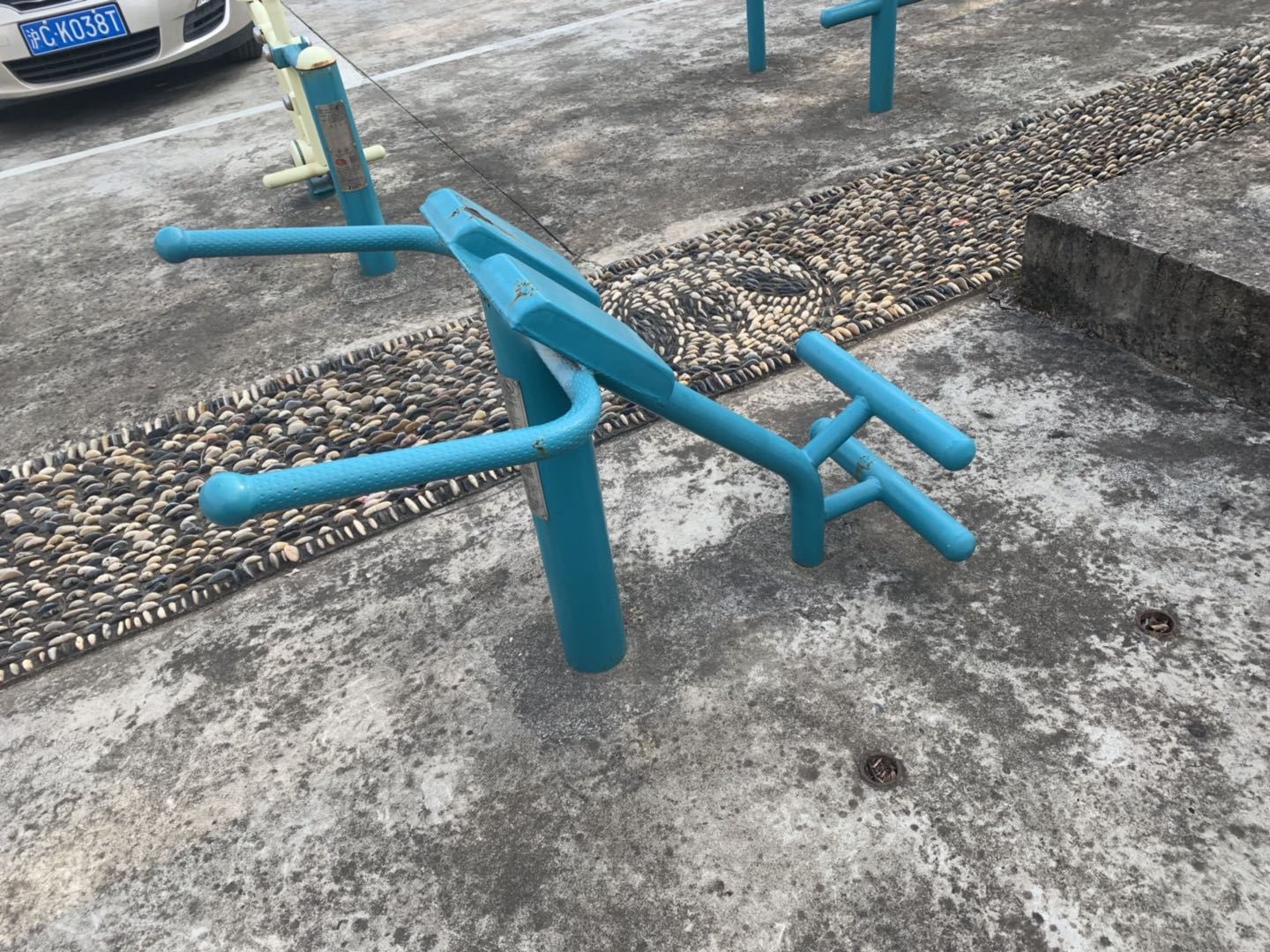 背肌訓(xùn)練器 背肌訓(xùn)練器