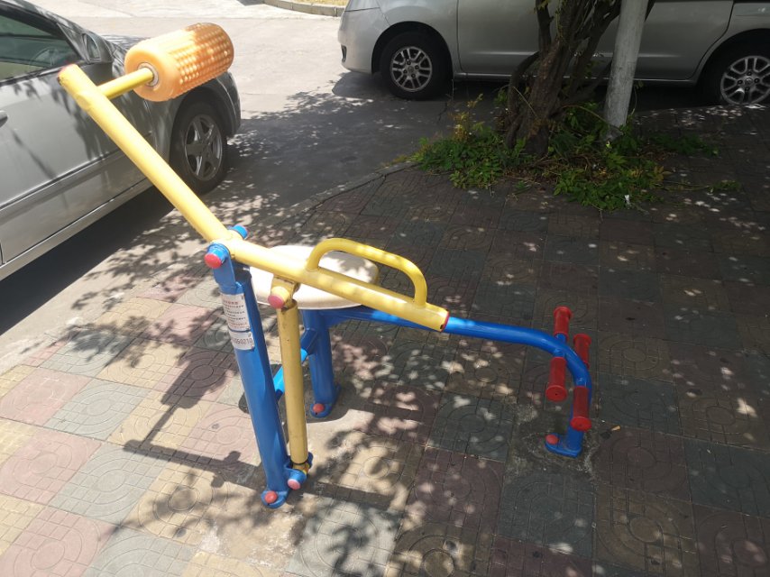 腹背鍛煉器 腹背鍛煉器