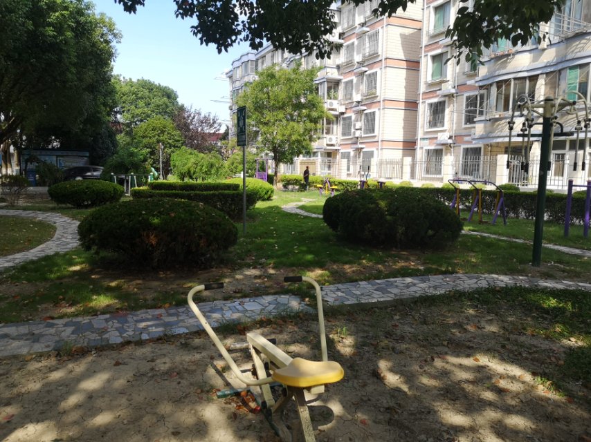 住盛小區(qū)健身點(diǎn)