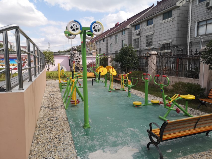 福善村村委會(huì)健身點(diǎn)