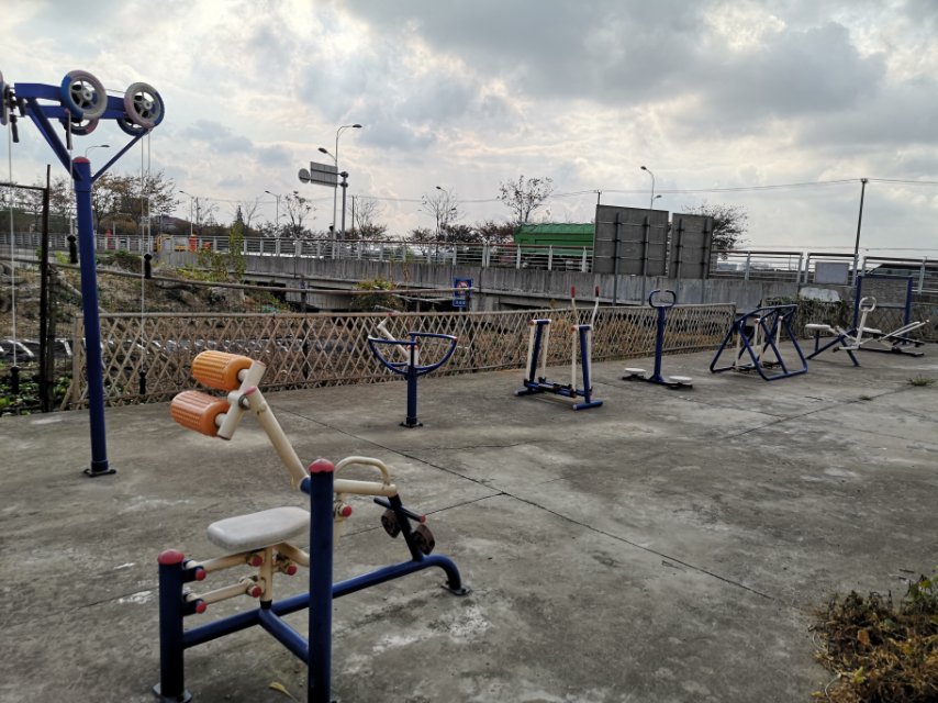 瓦南村13組健身點(diǎn)