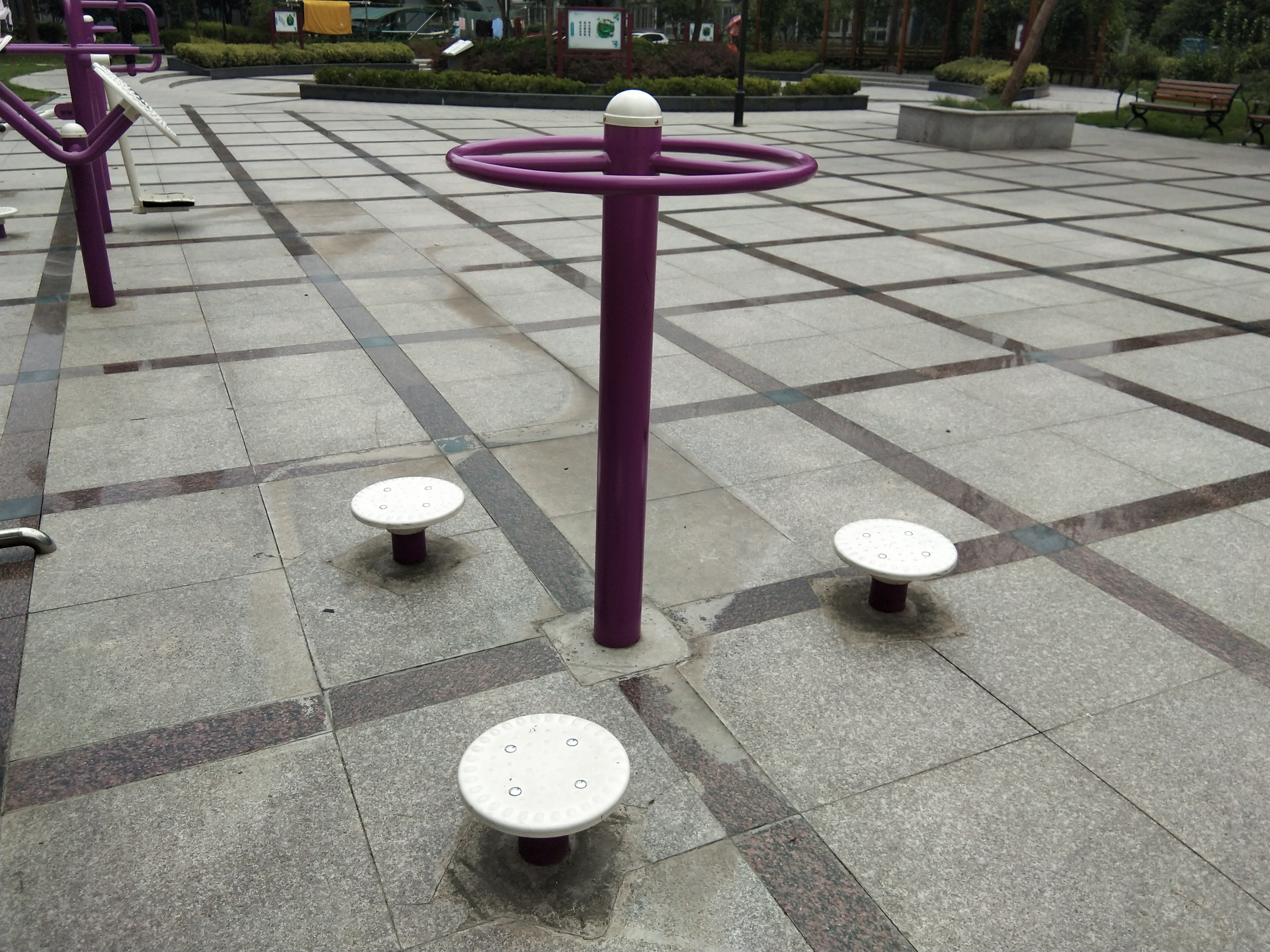 三人扭腰器 三人扭腰器