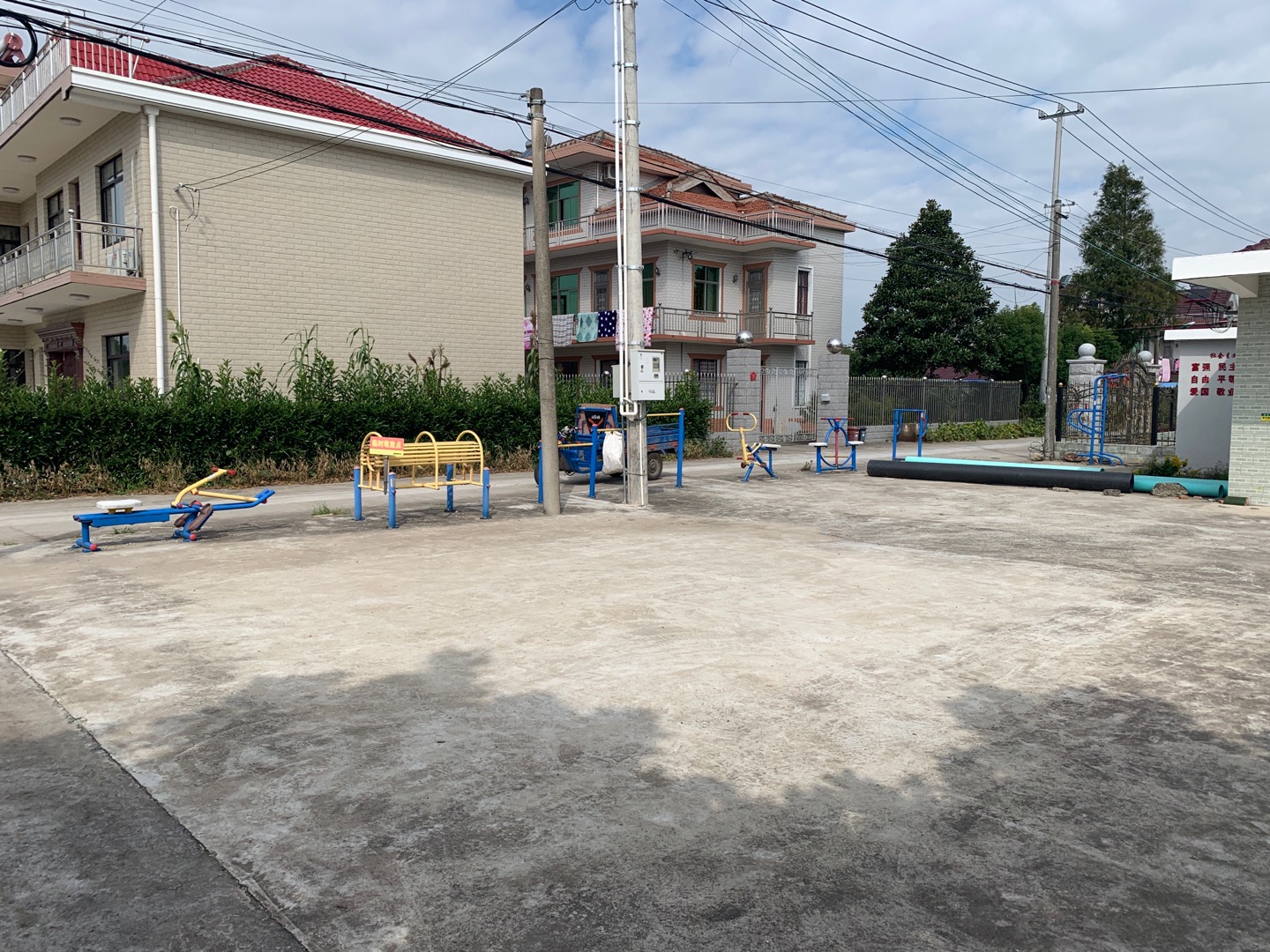 豎新鎮(zhèn)時橋村健身點三