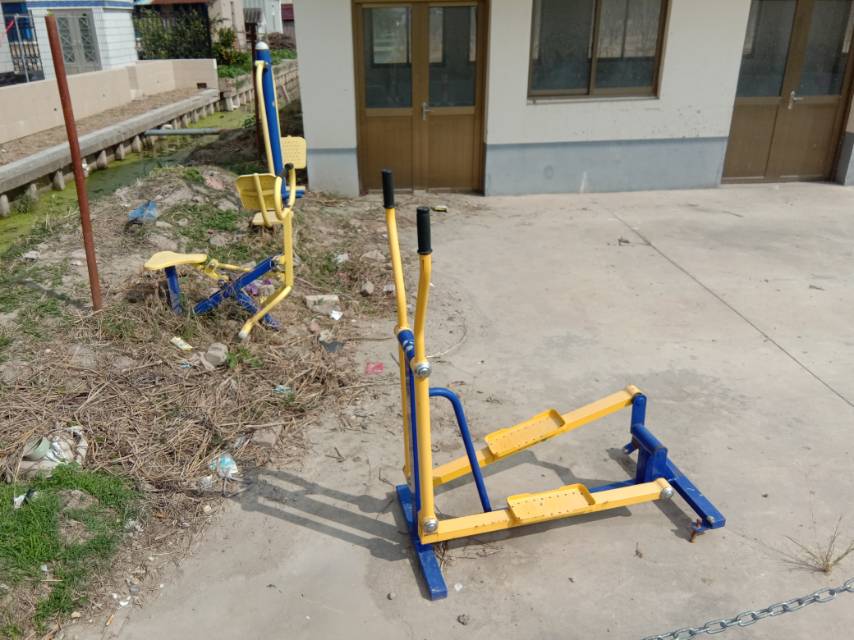 崇明區(qū)中興鎮(zhèn)汲浜大公6隊健身點