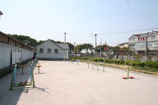 紀(jì)東村田杜健身點(diǎn)