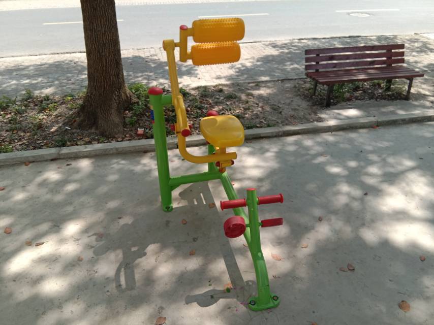 腹背鍛煉器 腹背鍛煉器