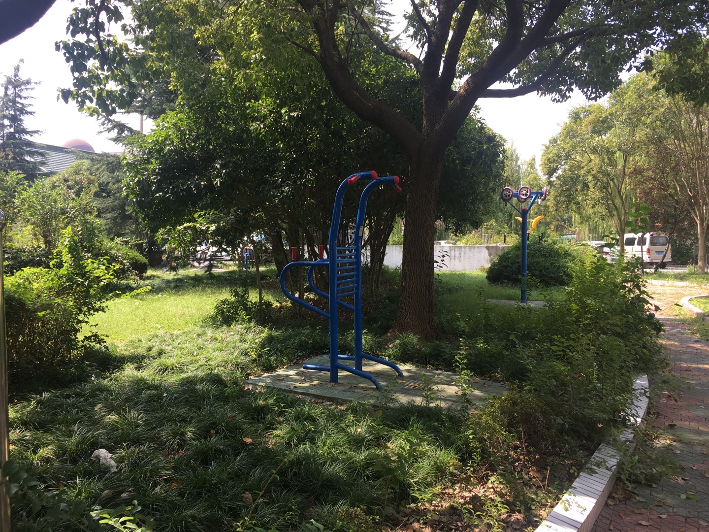 南村小區(qū)健身點(diǎn)