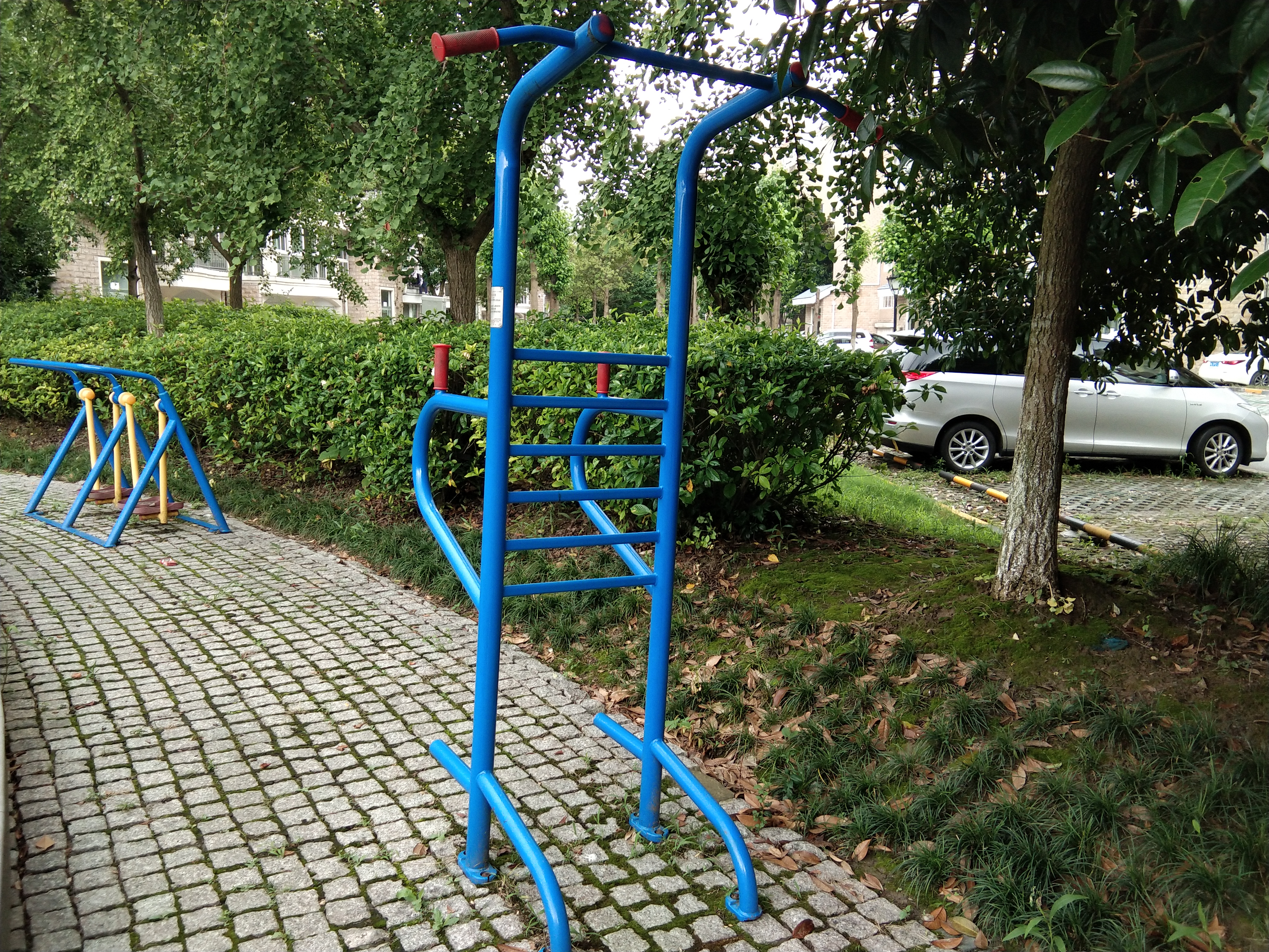 多功能訓(xùn)練器 多功能訓(xùn)練器