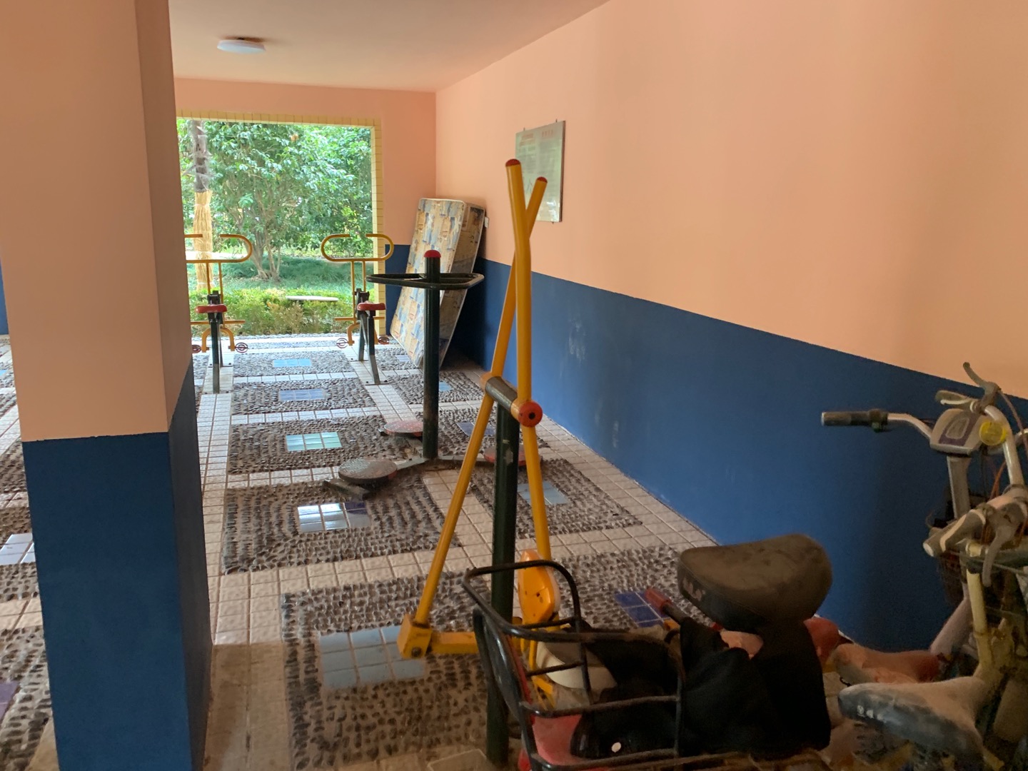 虹華苑流晶逸彩健身苑點(diǎn)D