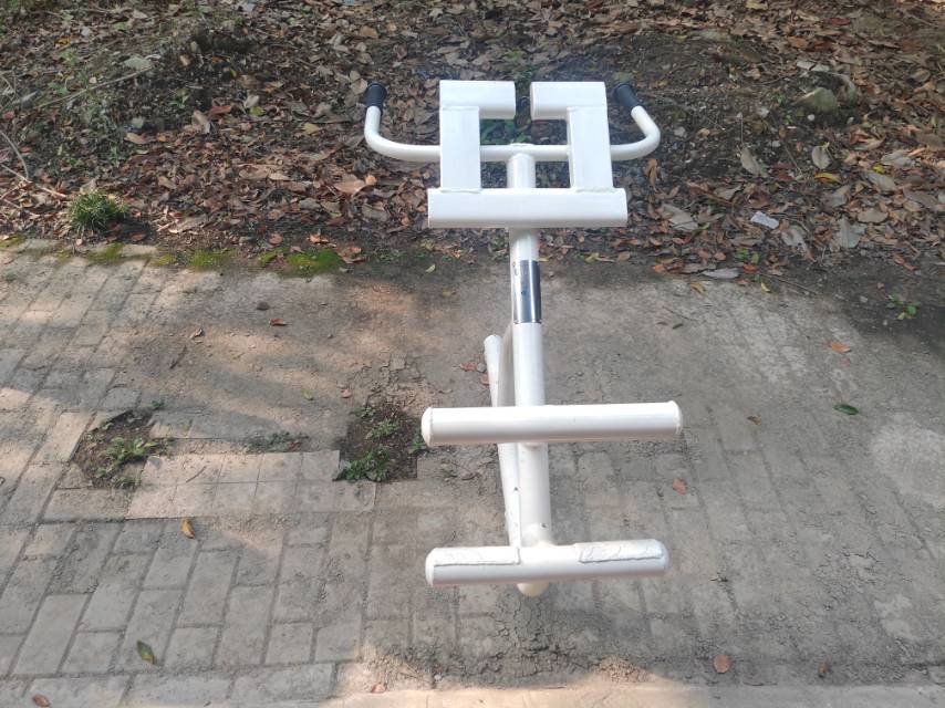 背肌訓(xùn)練器 背肌訓(xùn)練器