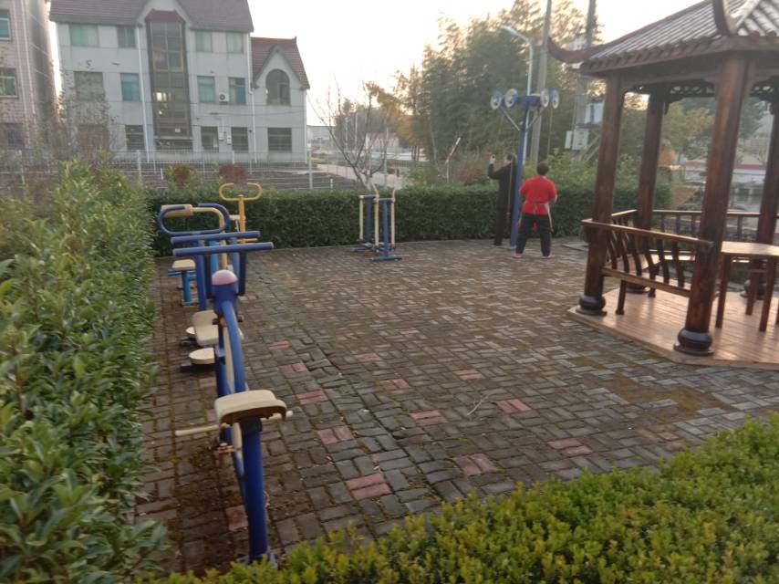 橋北村24組健身點