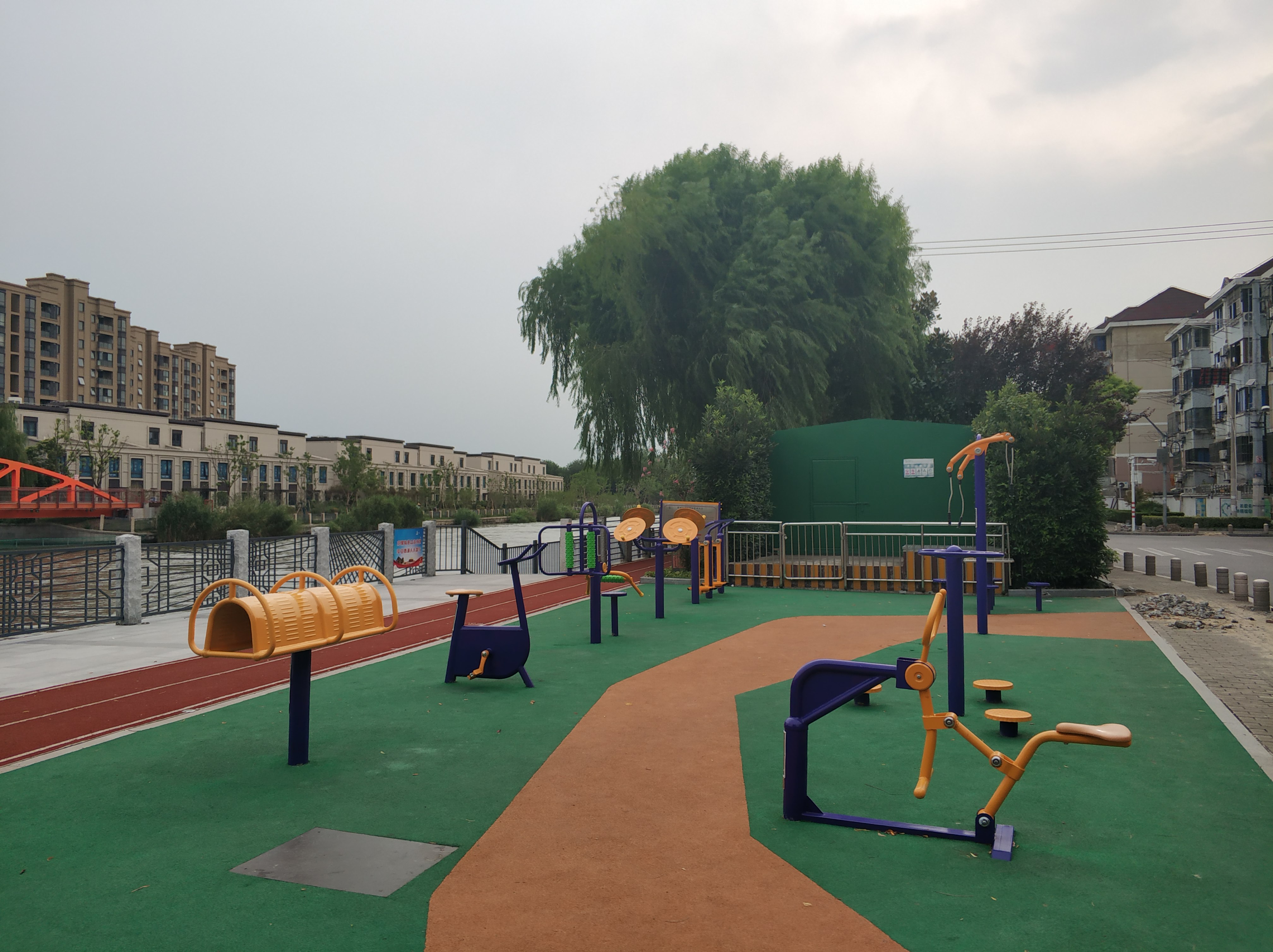 青城社區(qū)市民益智健身點(diǎn)