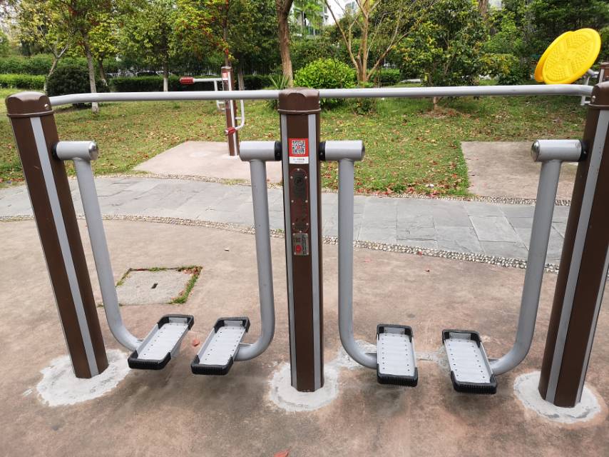 雙位太空漫步機(jī)