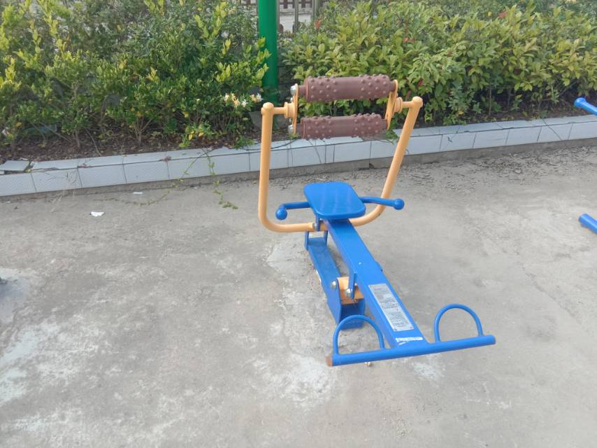 腹背屈伸訓練器