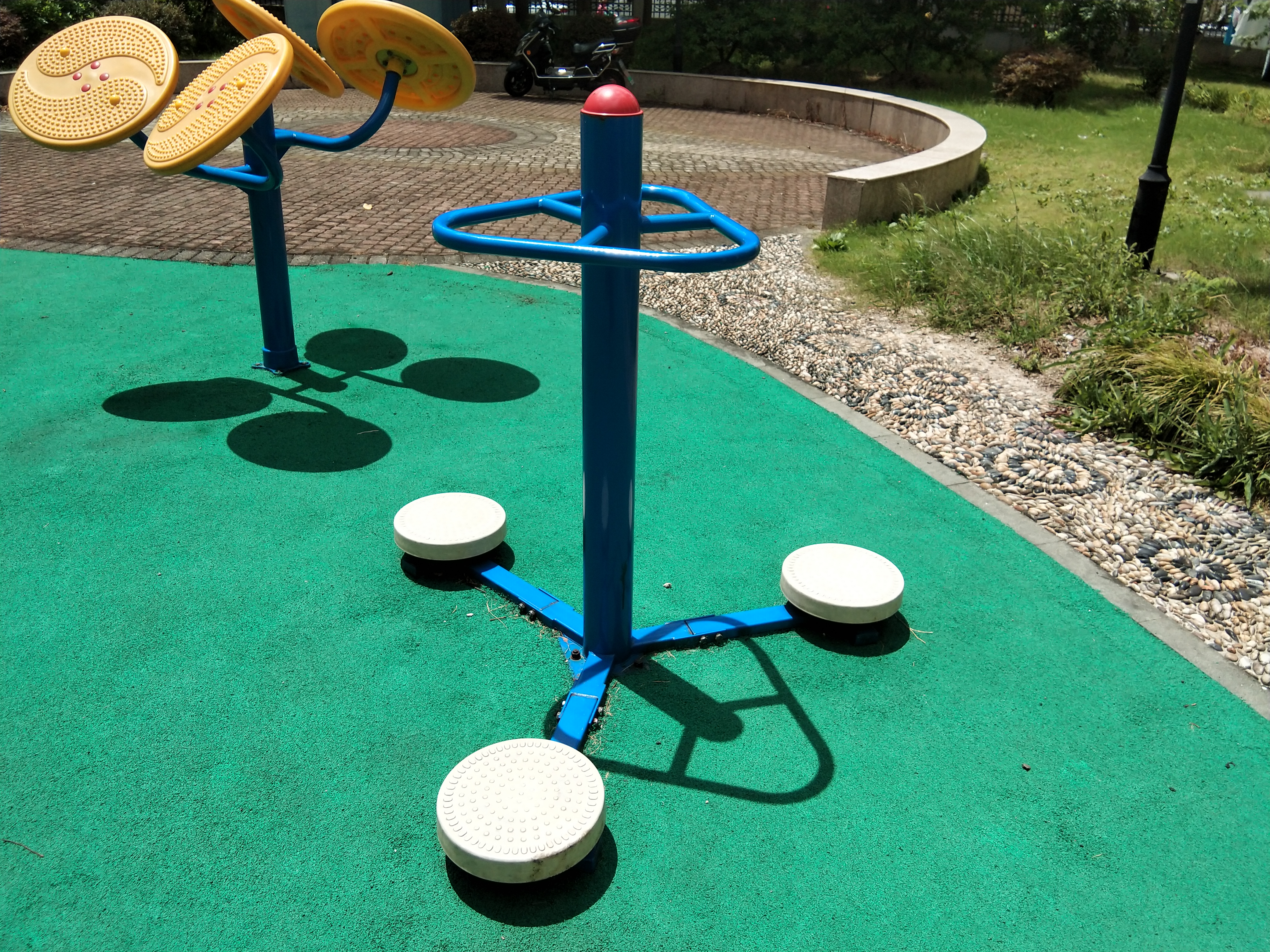 三人扭腰器 三人扭腰器