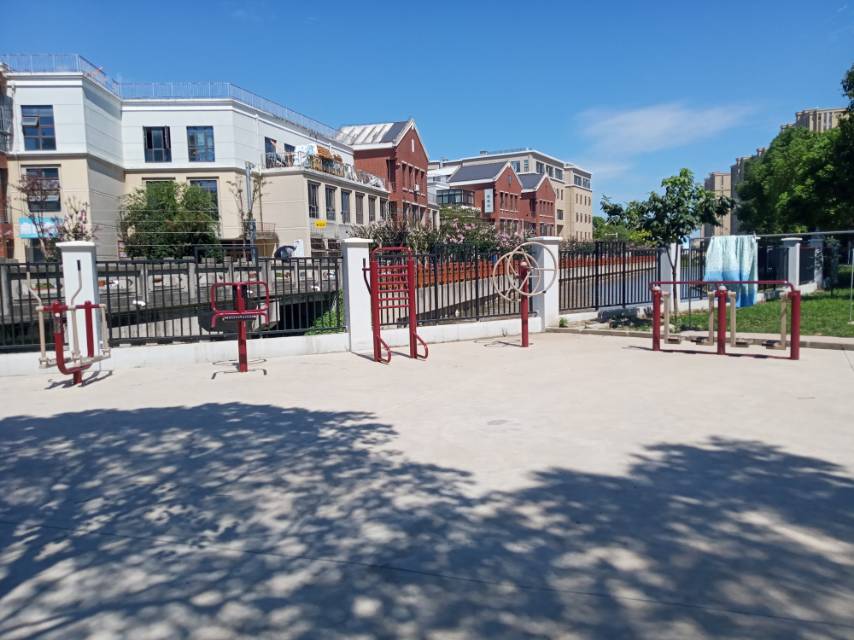 綠地金衛(wèi)新家園四號(hào)益智健身點(diǎn)