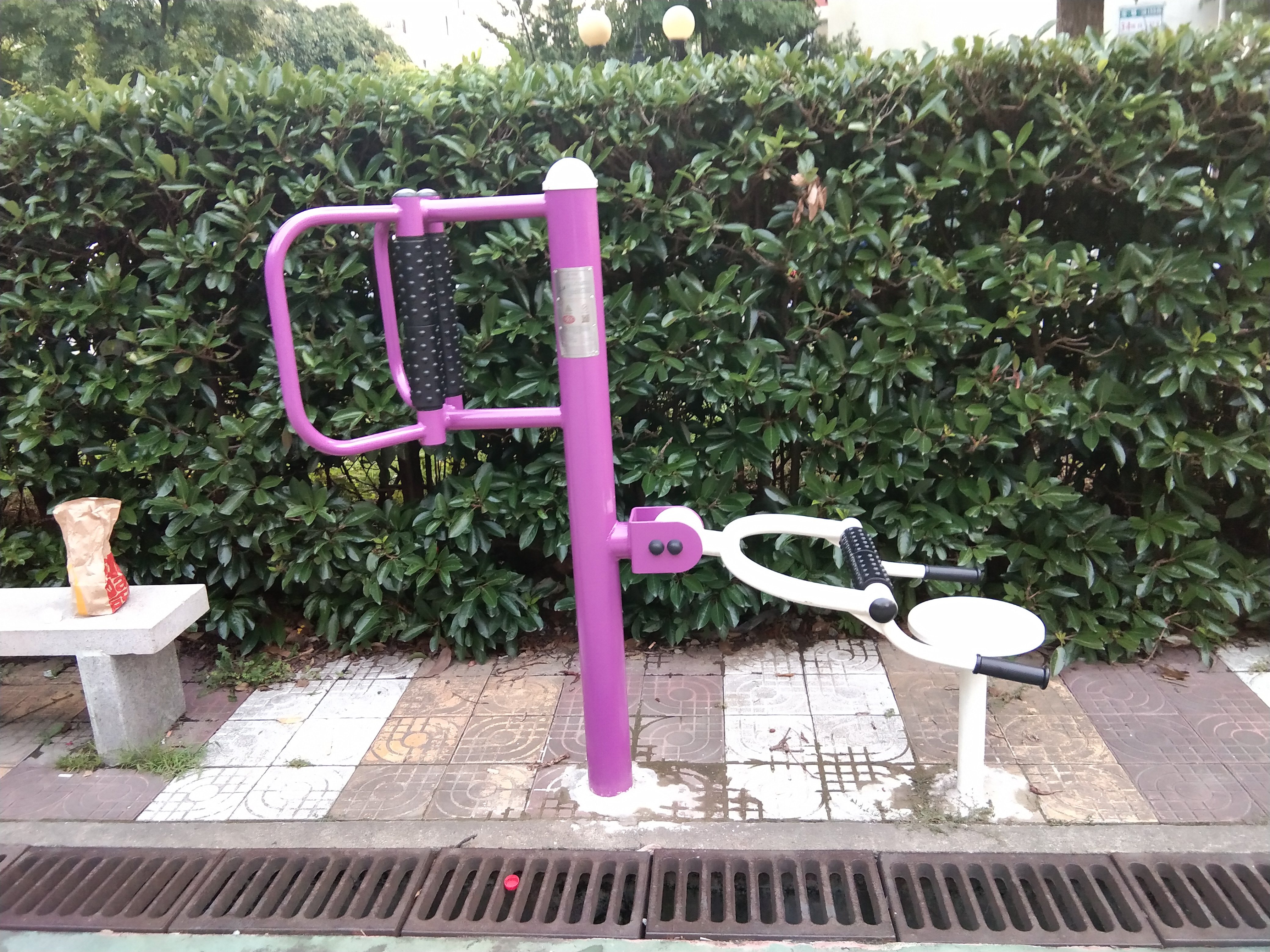 坐式腰背按摩器