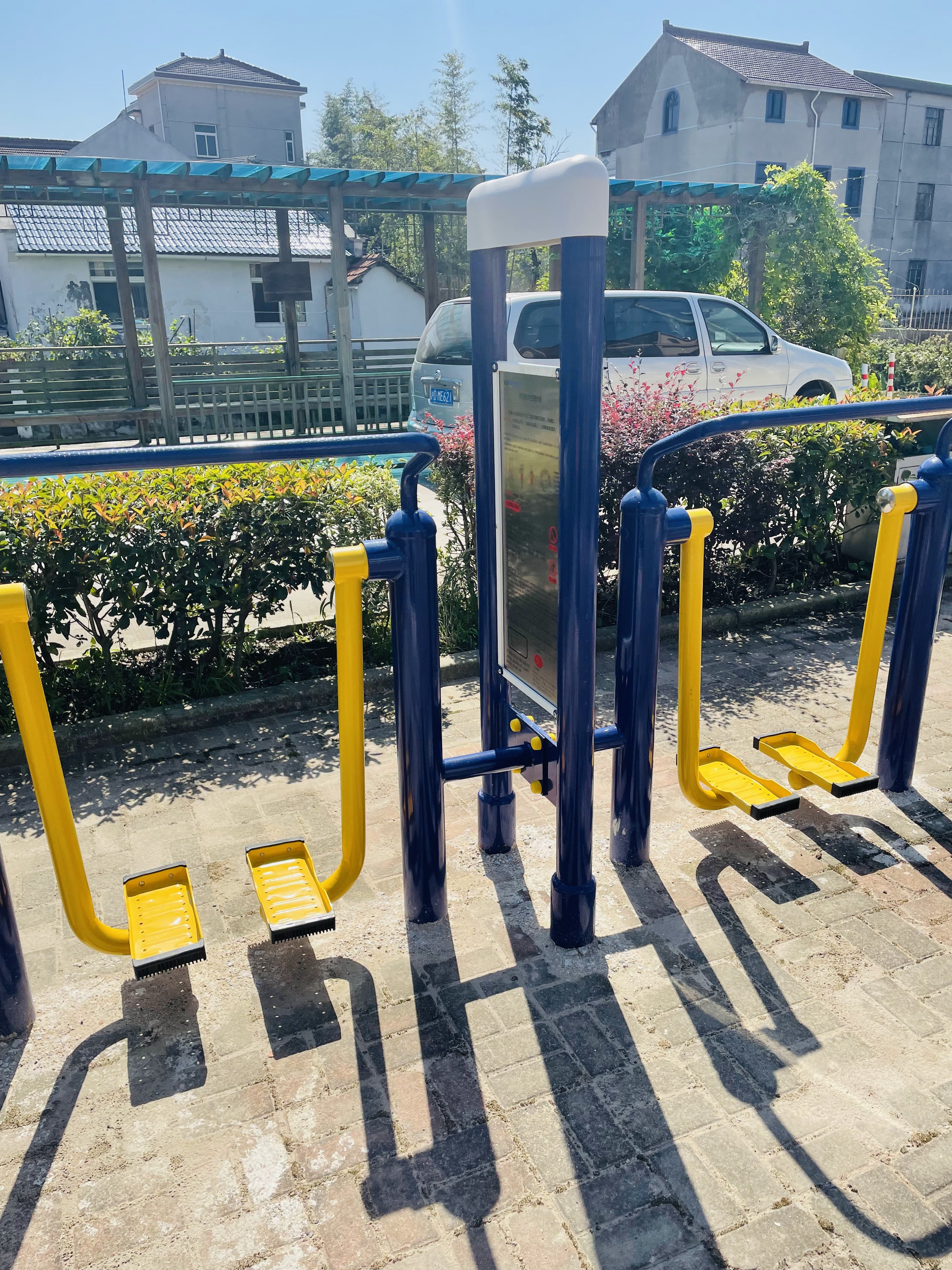 雙立柱太空漫步器 雙立柱太空漫步器