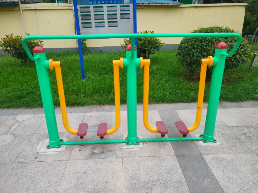 兩聯(lián)漫步機(jī) 兩聯(lián)漫步機(jī)