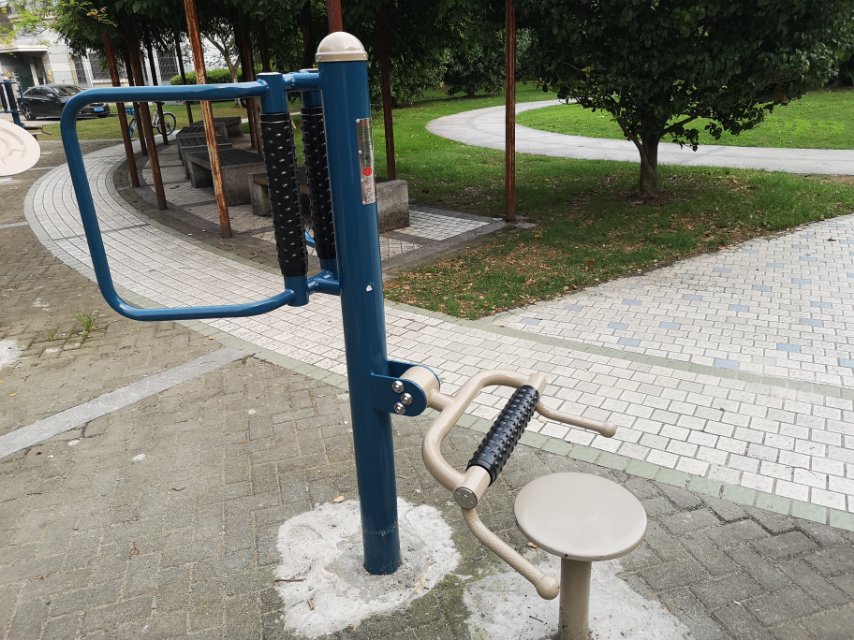 腰背按摩器 腰背按摩器