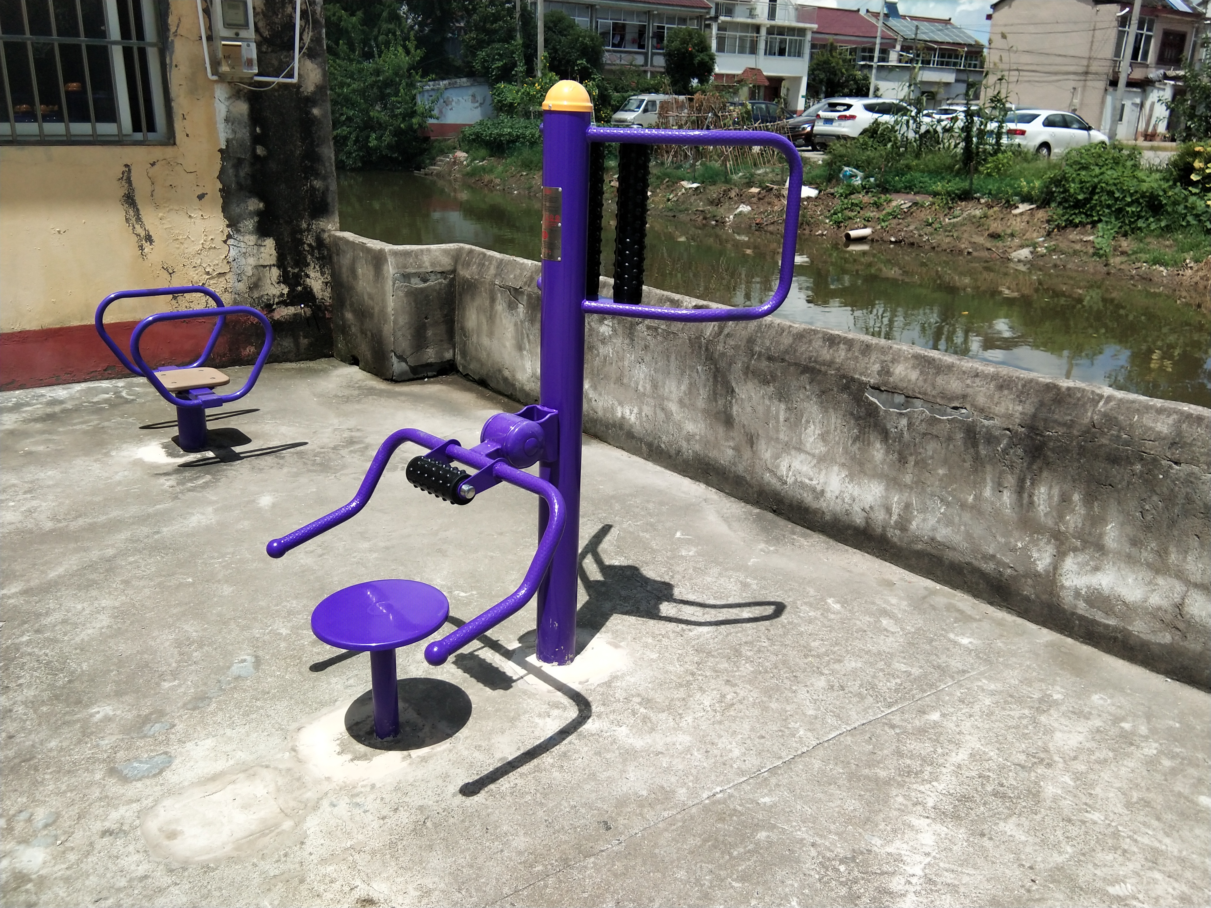 腰背按摩器 腰背按摩器