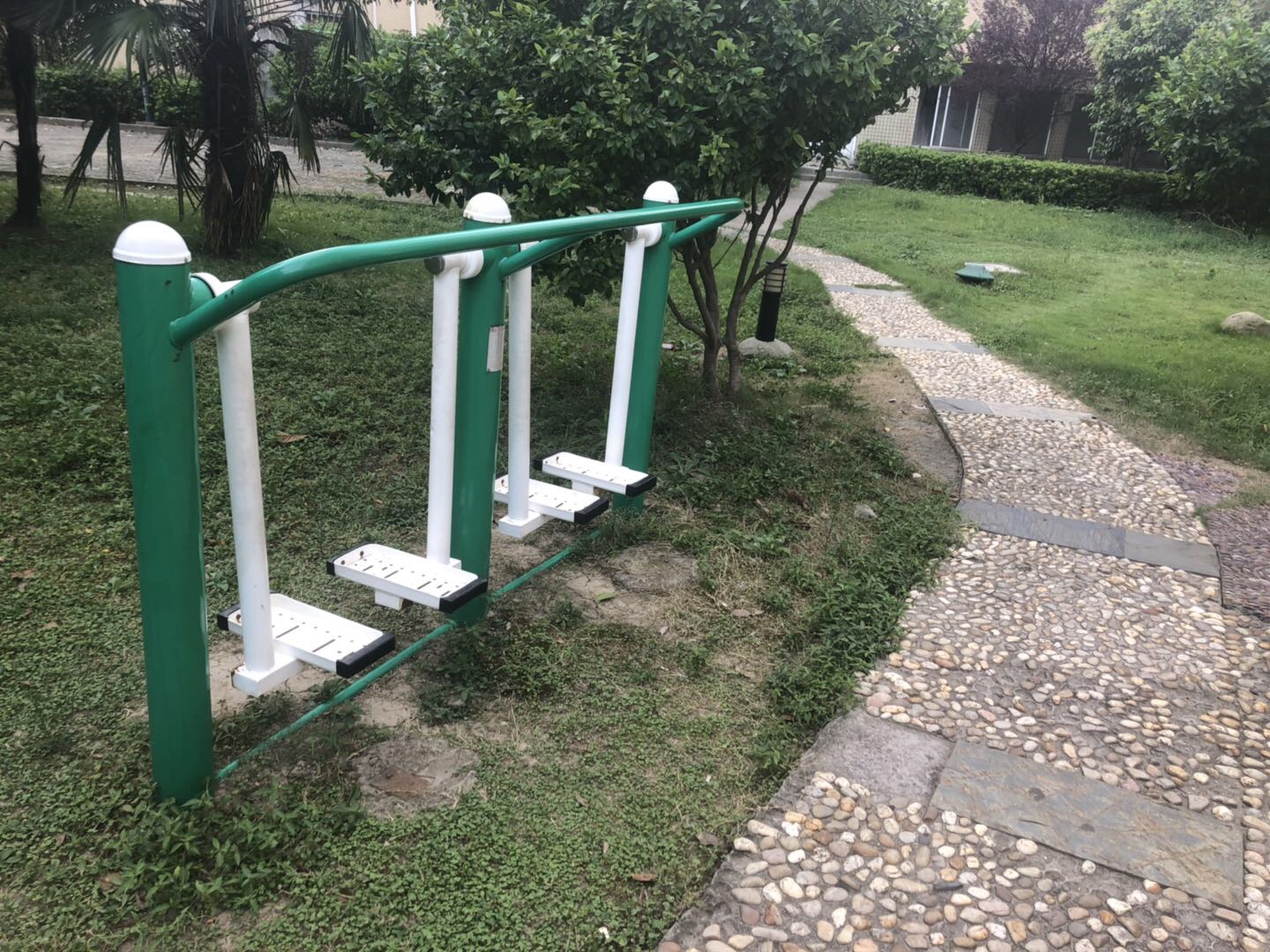 二位太空漫步機(jī) 二位太空漫步機(jī)