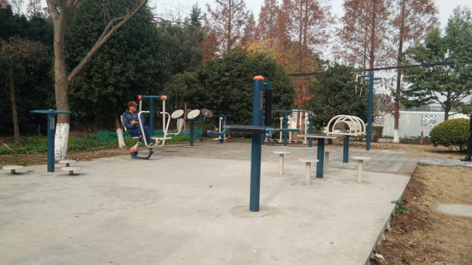 橫江村南港大橋健身點(diǎn)