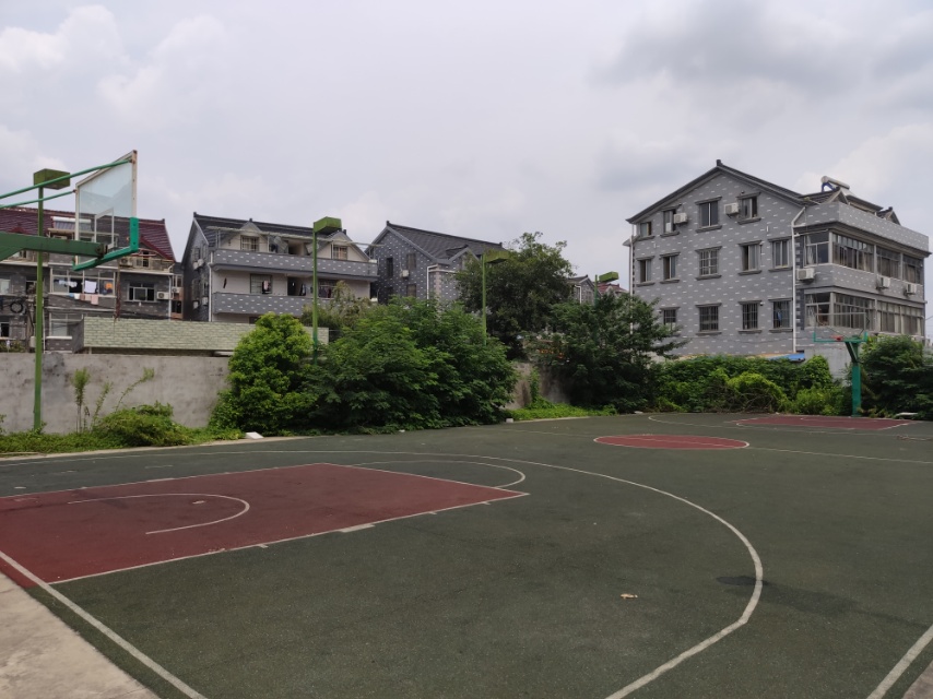 秀龍村籃球場(chǎng)