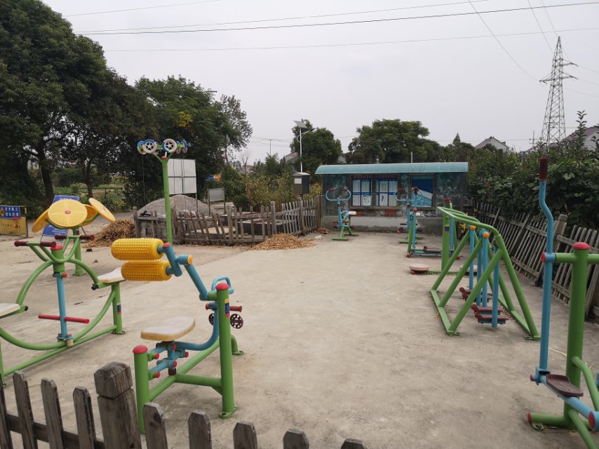 果園村14組健身點(diǎn)