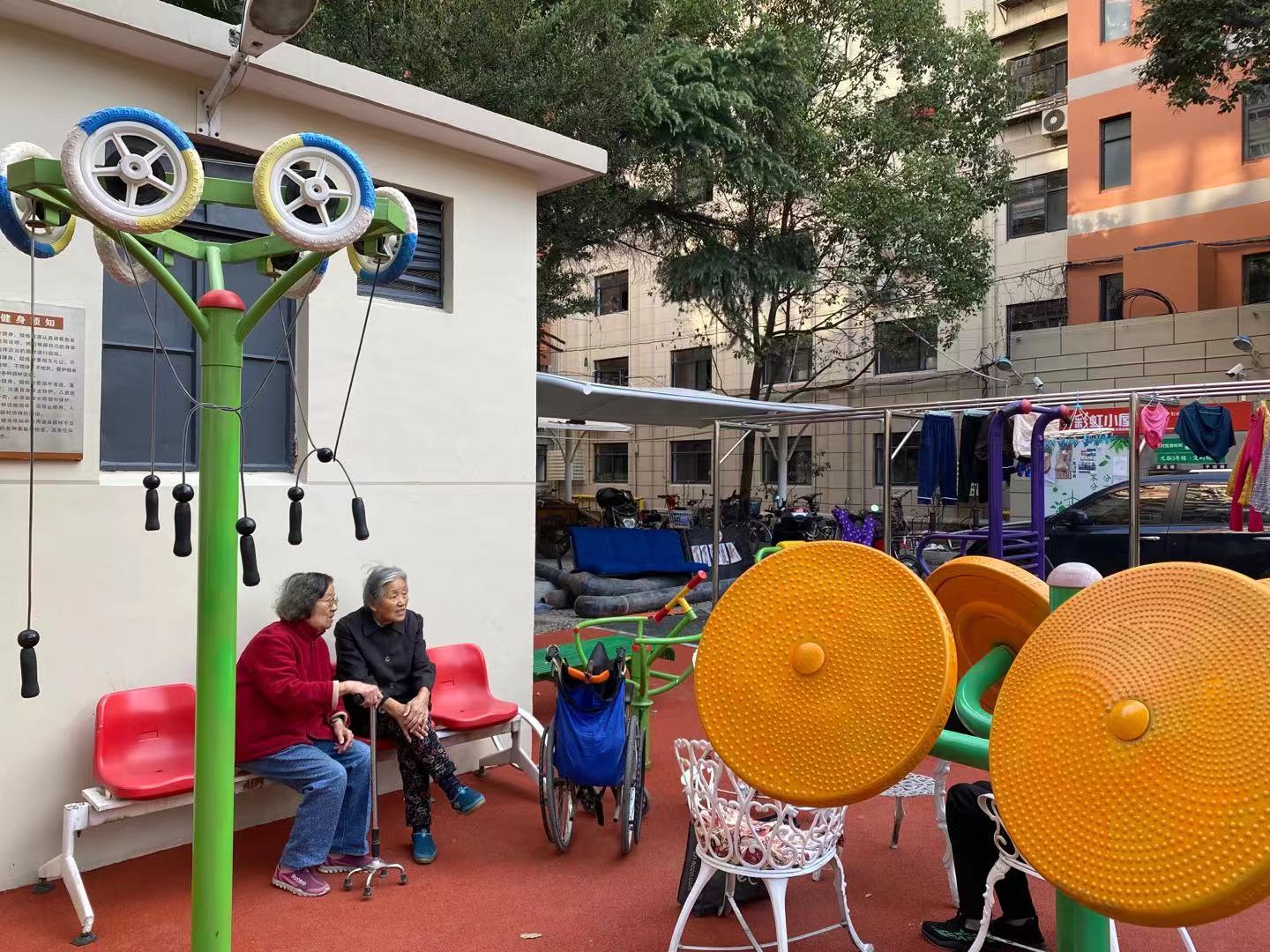 蕃興居委健身苑點