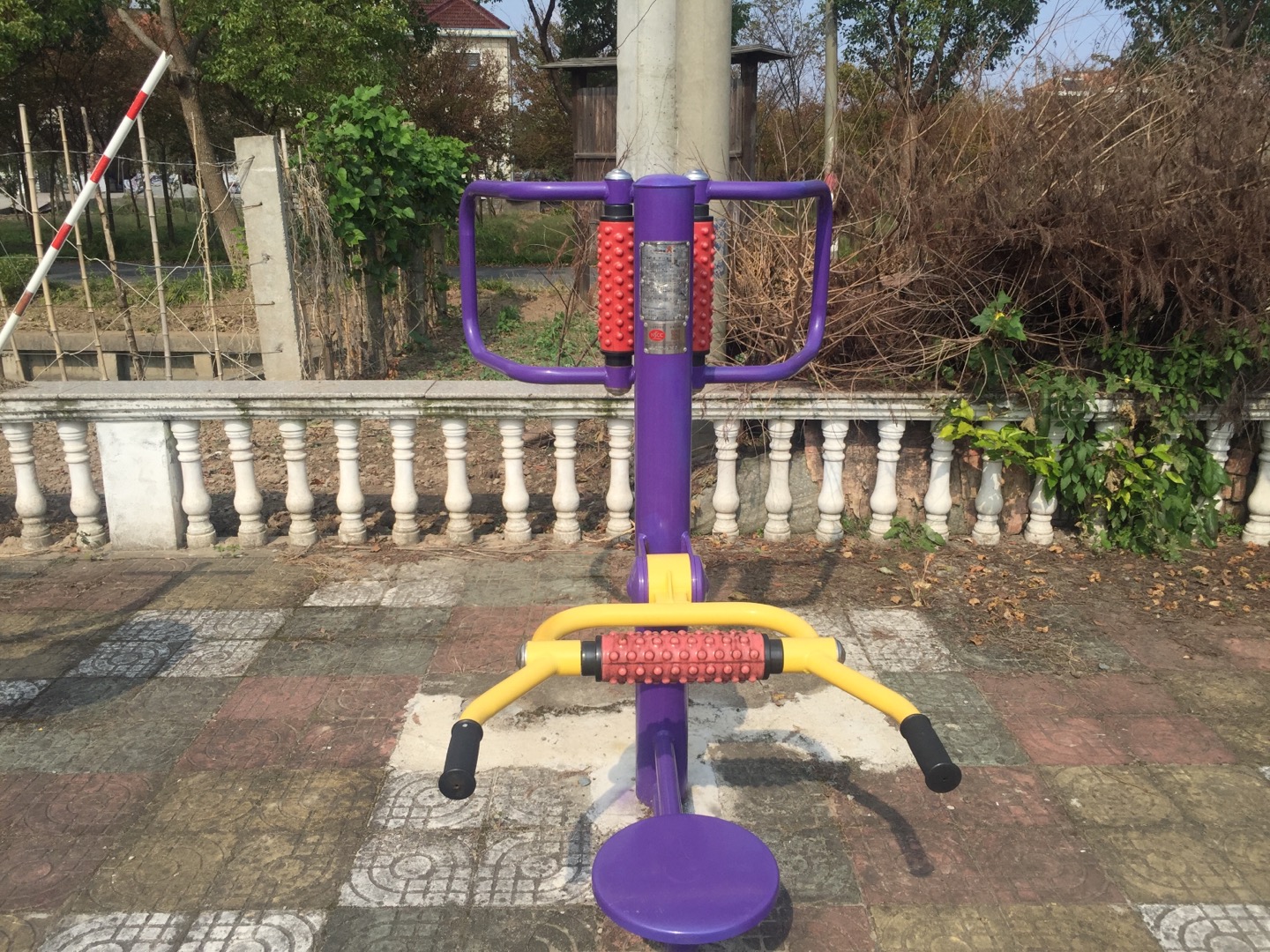 腰背按摩器 腰背按摩器