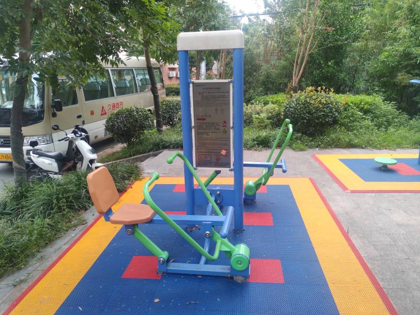 雙立柱平推平拉訓(xùn)練器 雙立柱平推平拉訓(xùn)練器