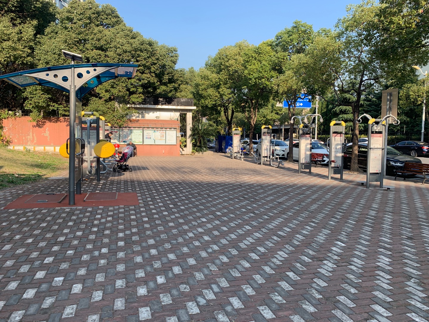 花園城居委市民益智健身苑點