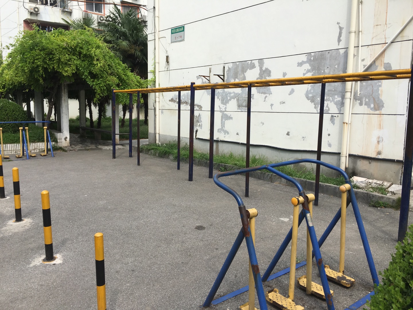 新郁社區(qū)健身苑點(diǎn)（2）