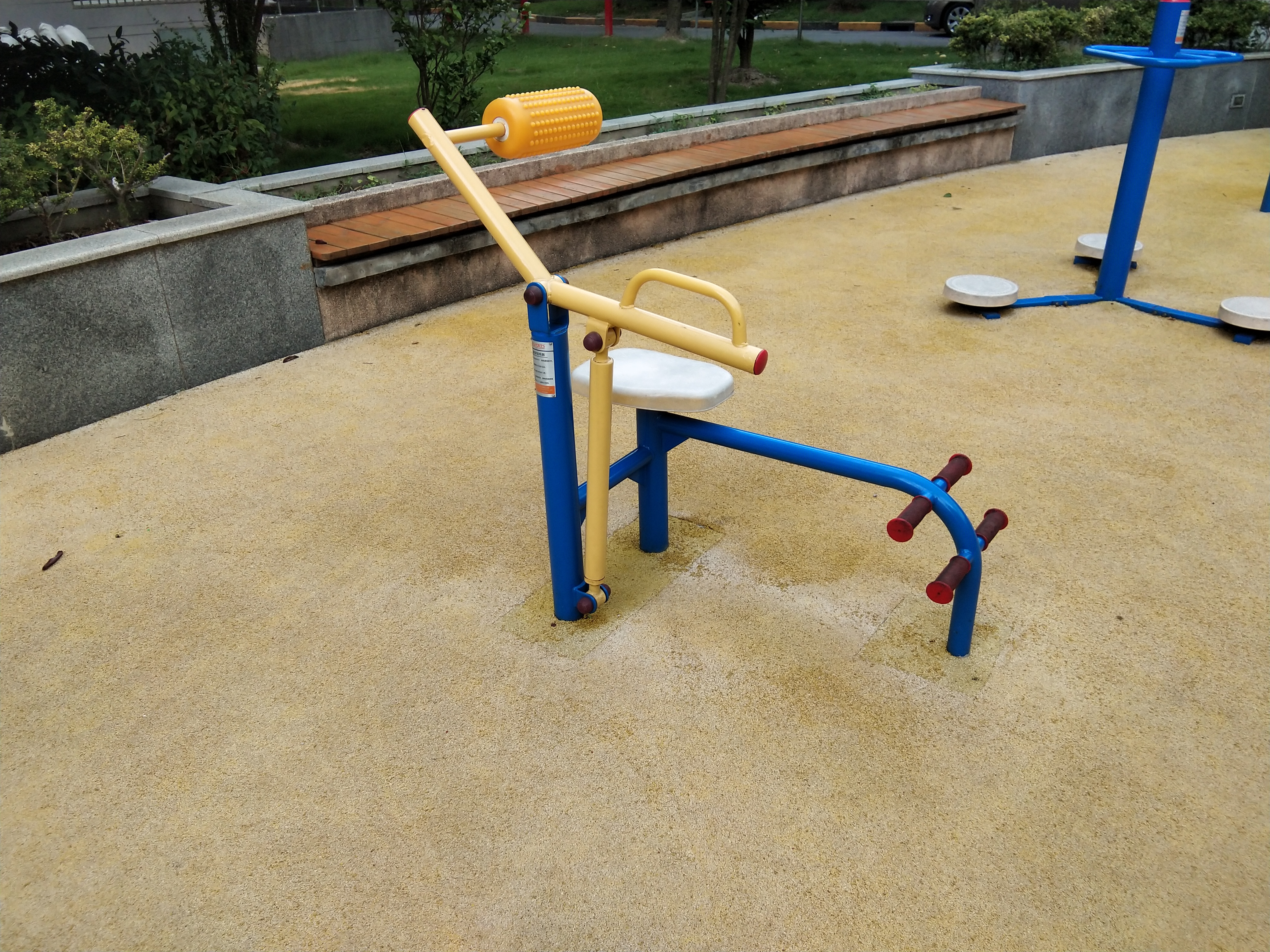 腹背鍛煉器 腹背鍛煉器