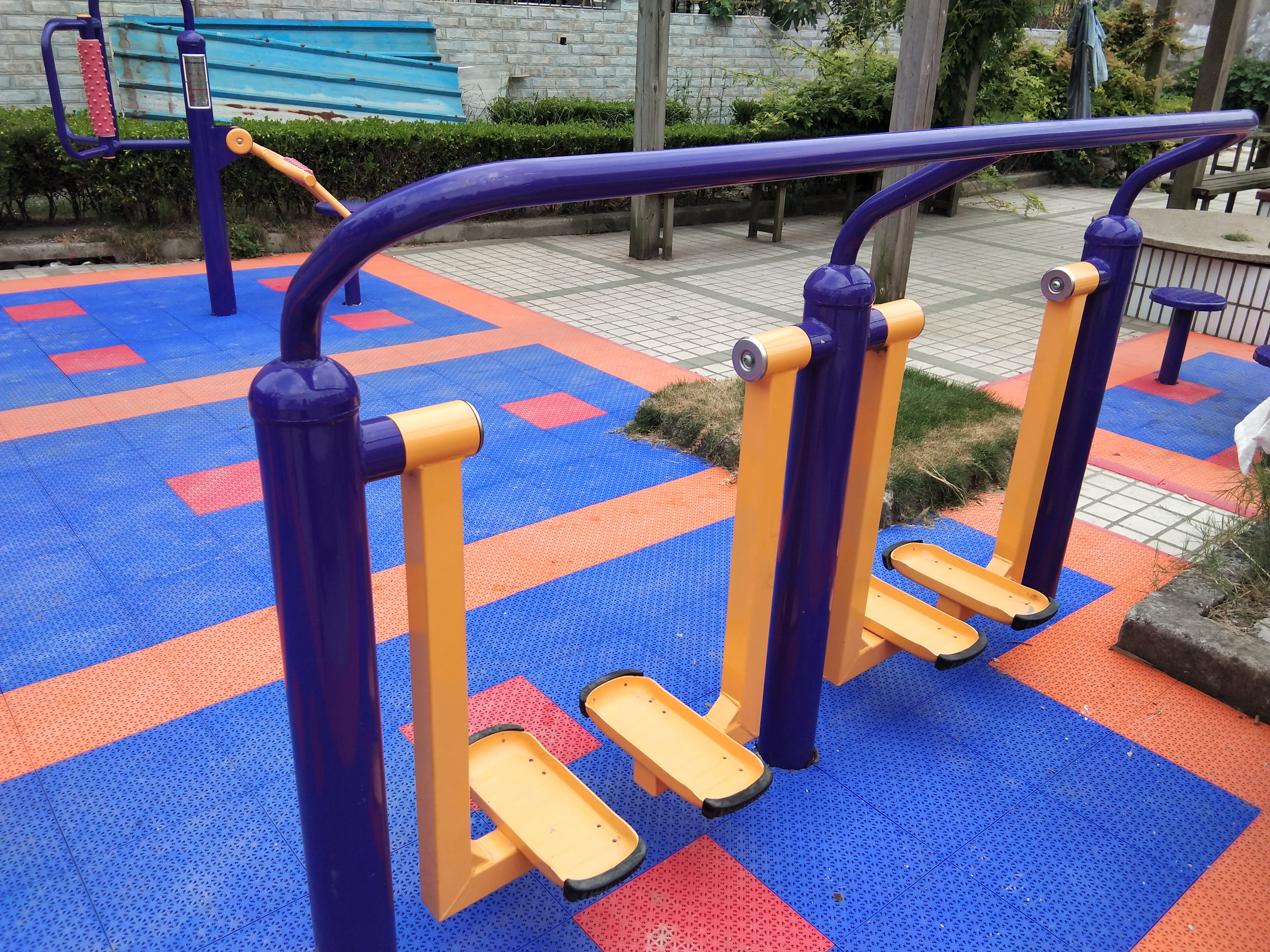 太空漫步器 太空漫步器