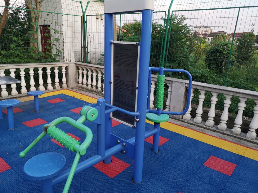 雙立柱腰背按摩器 雙立柱腰背按摩器