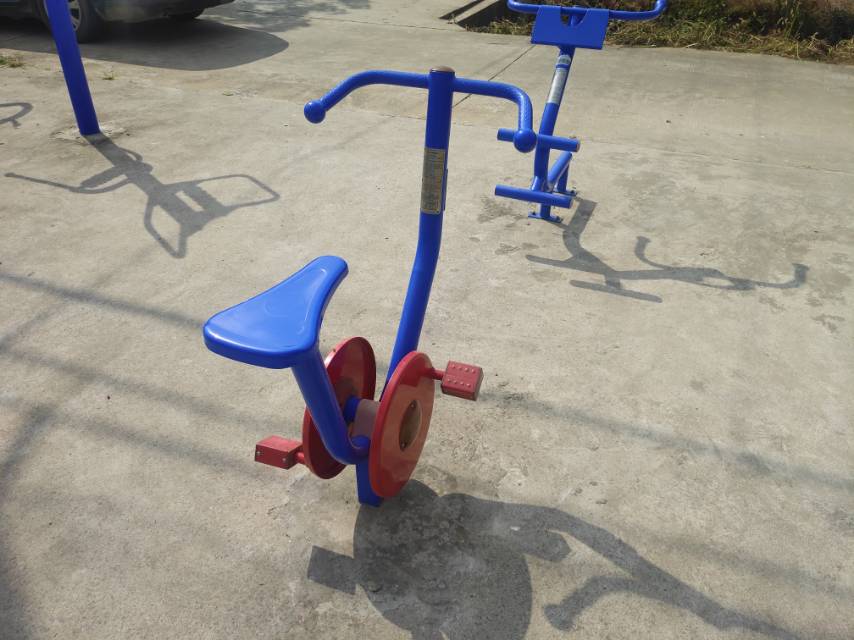 直立健身車 直立健身車