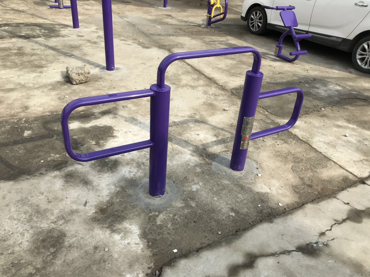 彈振壓腿器 彈振壓腿器