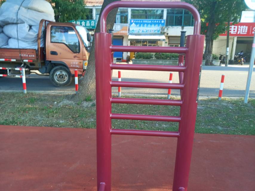 多功能訓(xùn)練器 多功能訓(xùn)練器