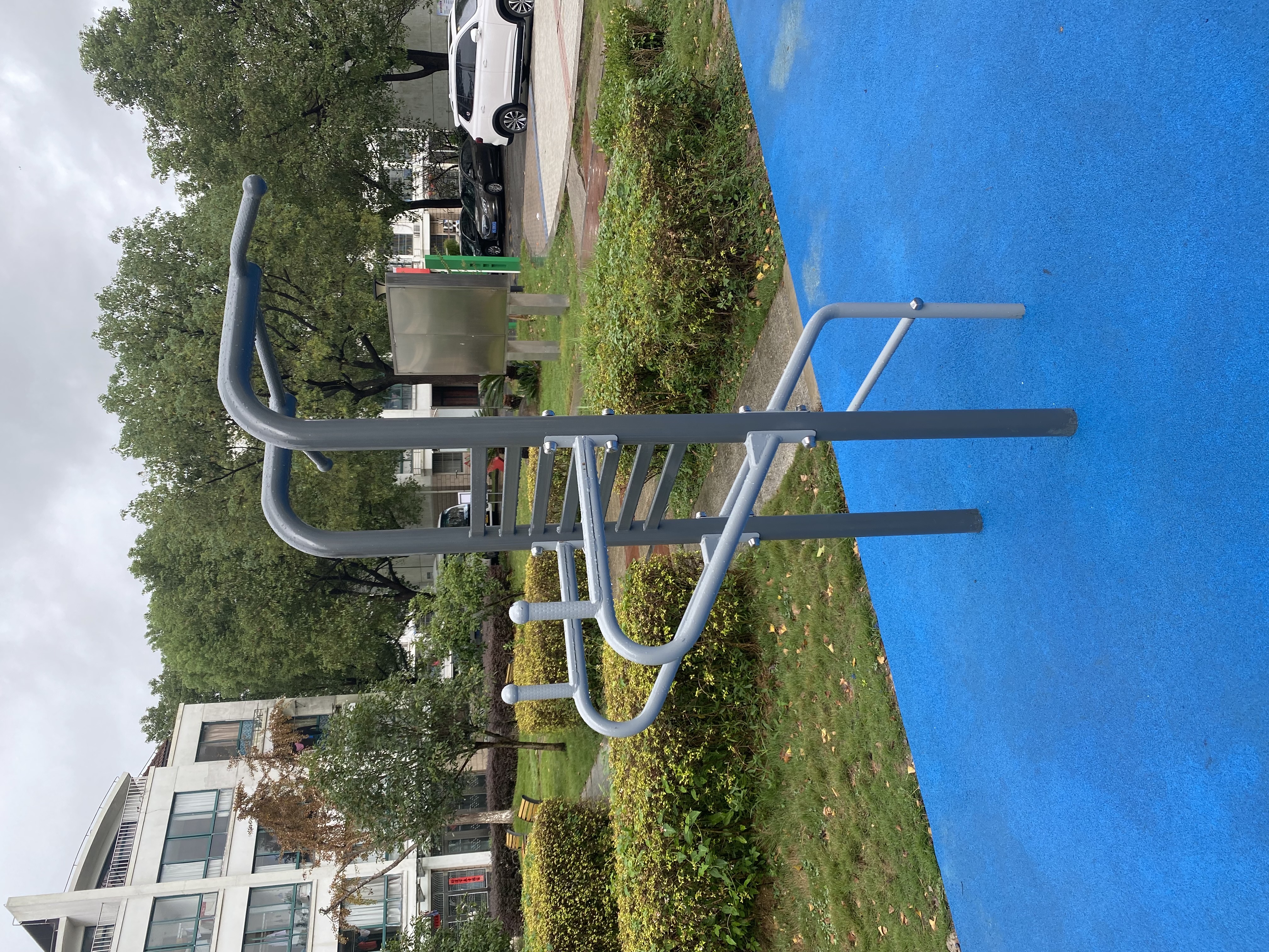 多功能訓(xùn)練器