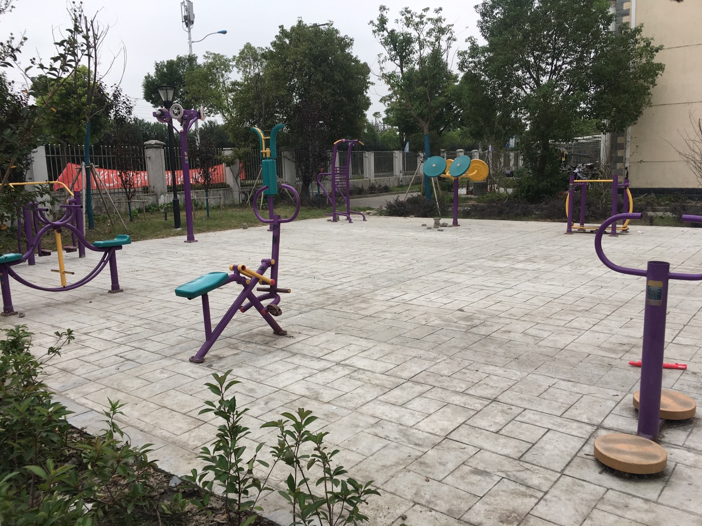 華興小區(qū)二期健身點(diǎn)