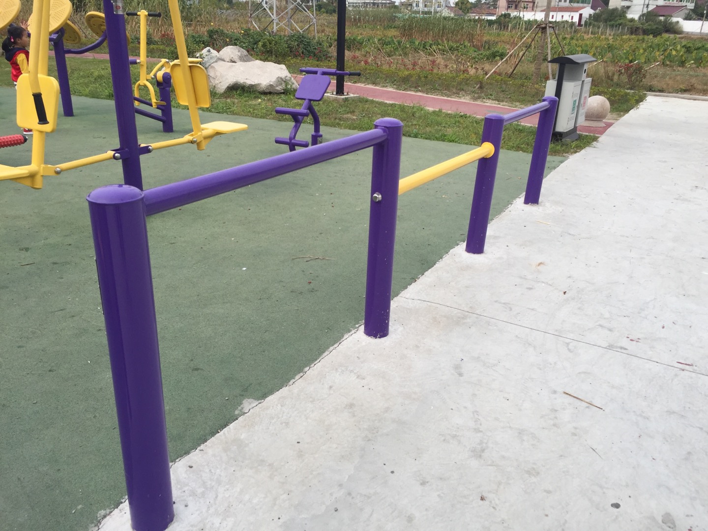 彈振壓腿器 彈振壓腿器