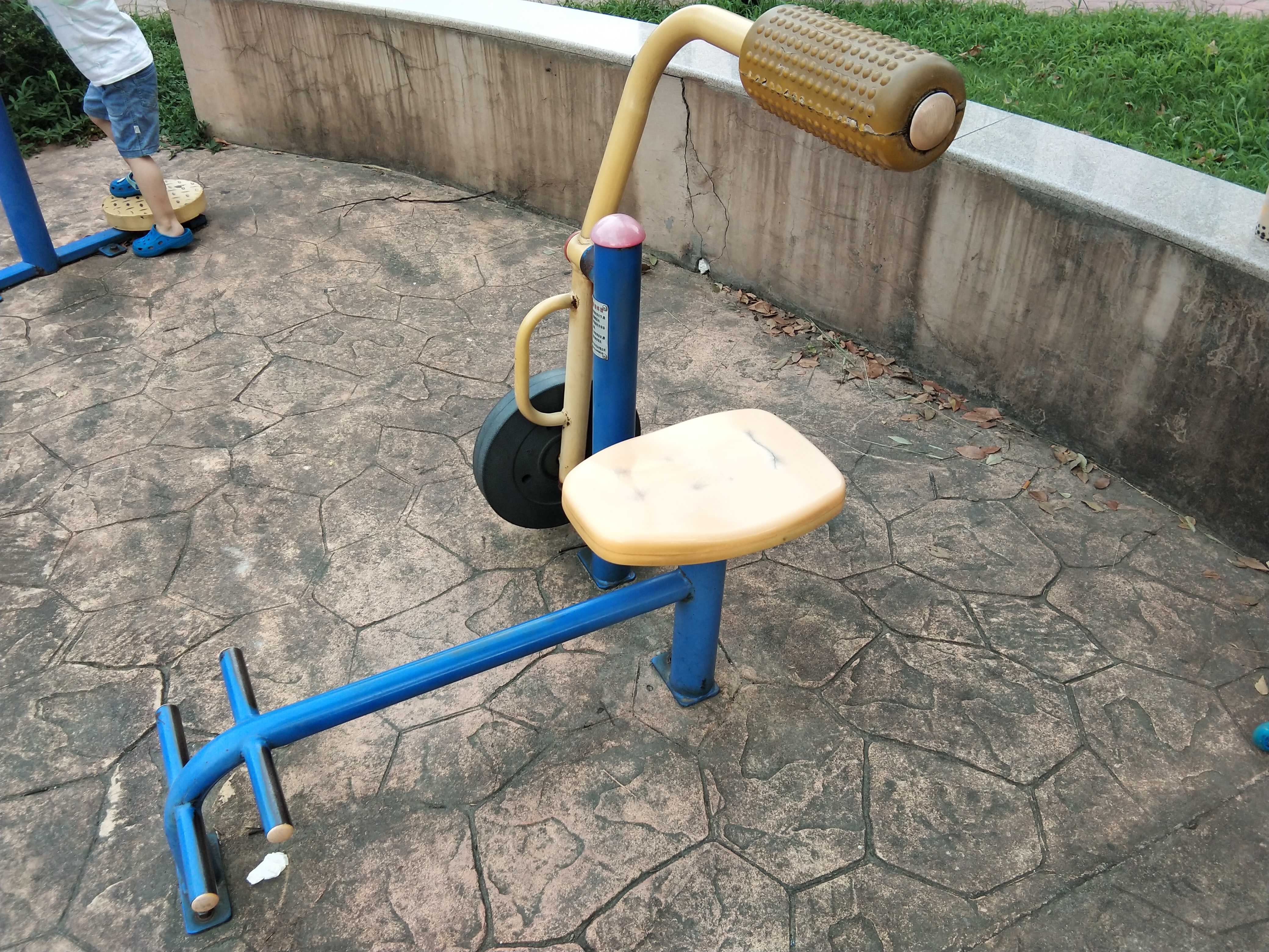 腹背鍛煉器 腹背鍛煉器