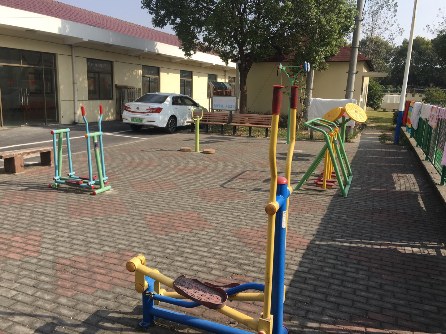 合慶居委288弄健身點(diǎn)