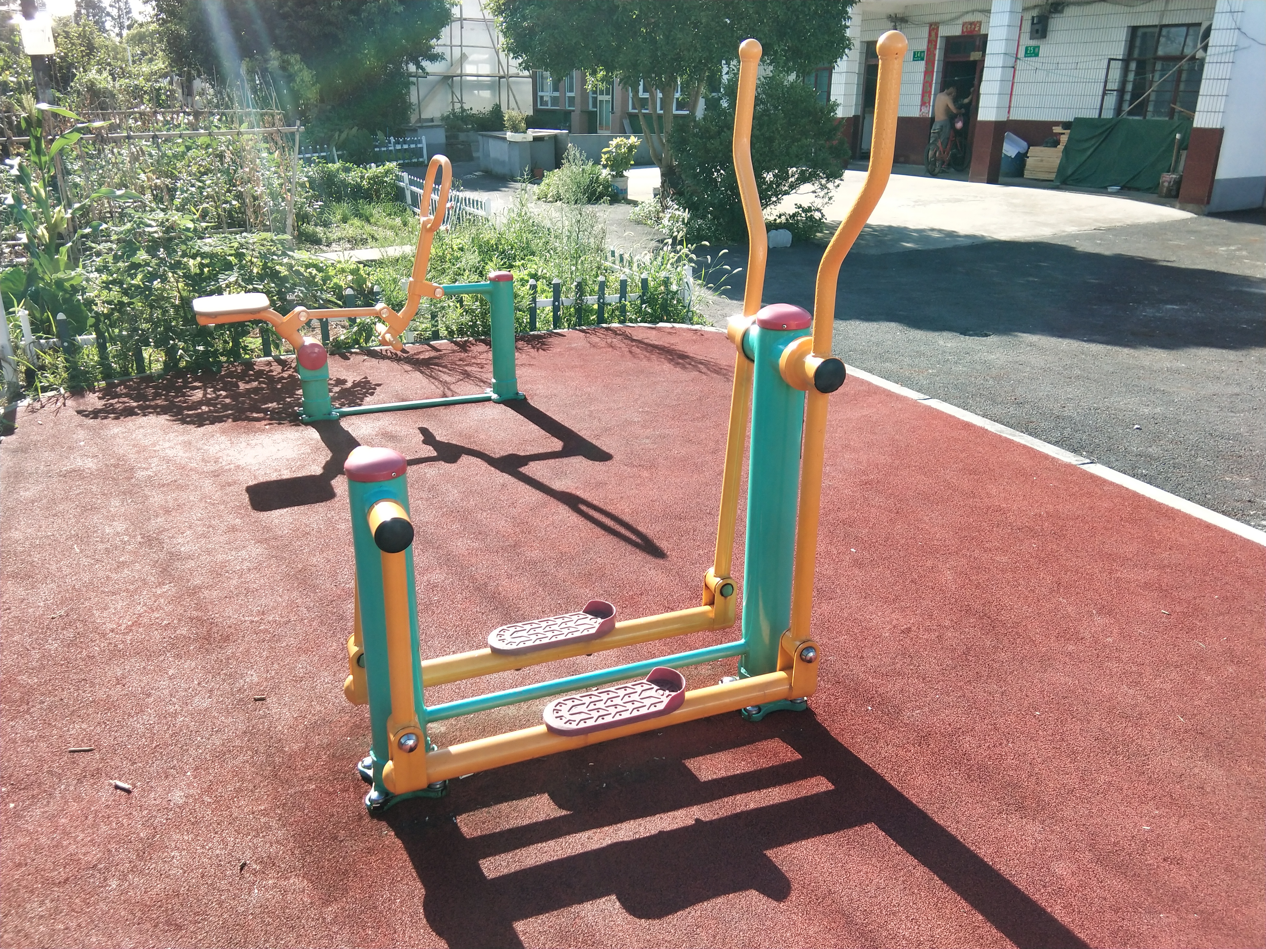 平步機(jī) 平步機(jī)