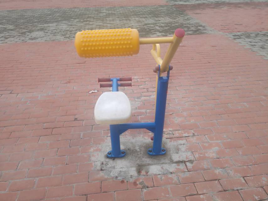 腹背鍛煉器 腹背鍛煉器