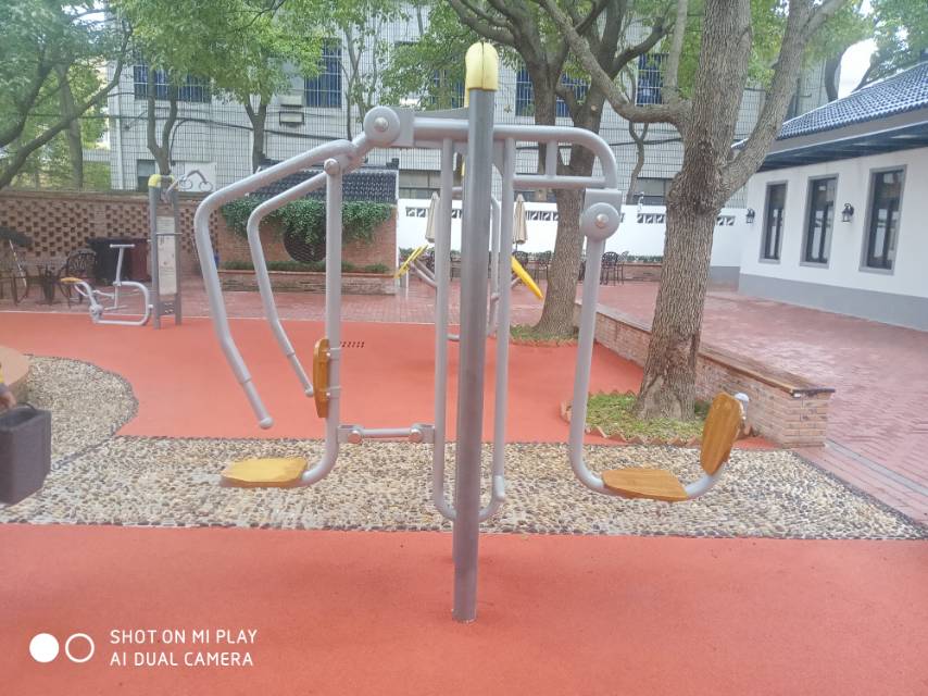 上下肢訓(xùn)練器