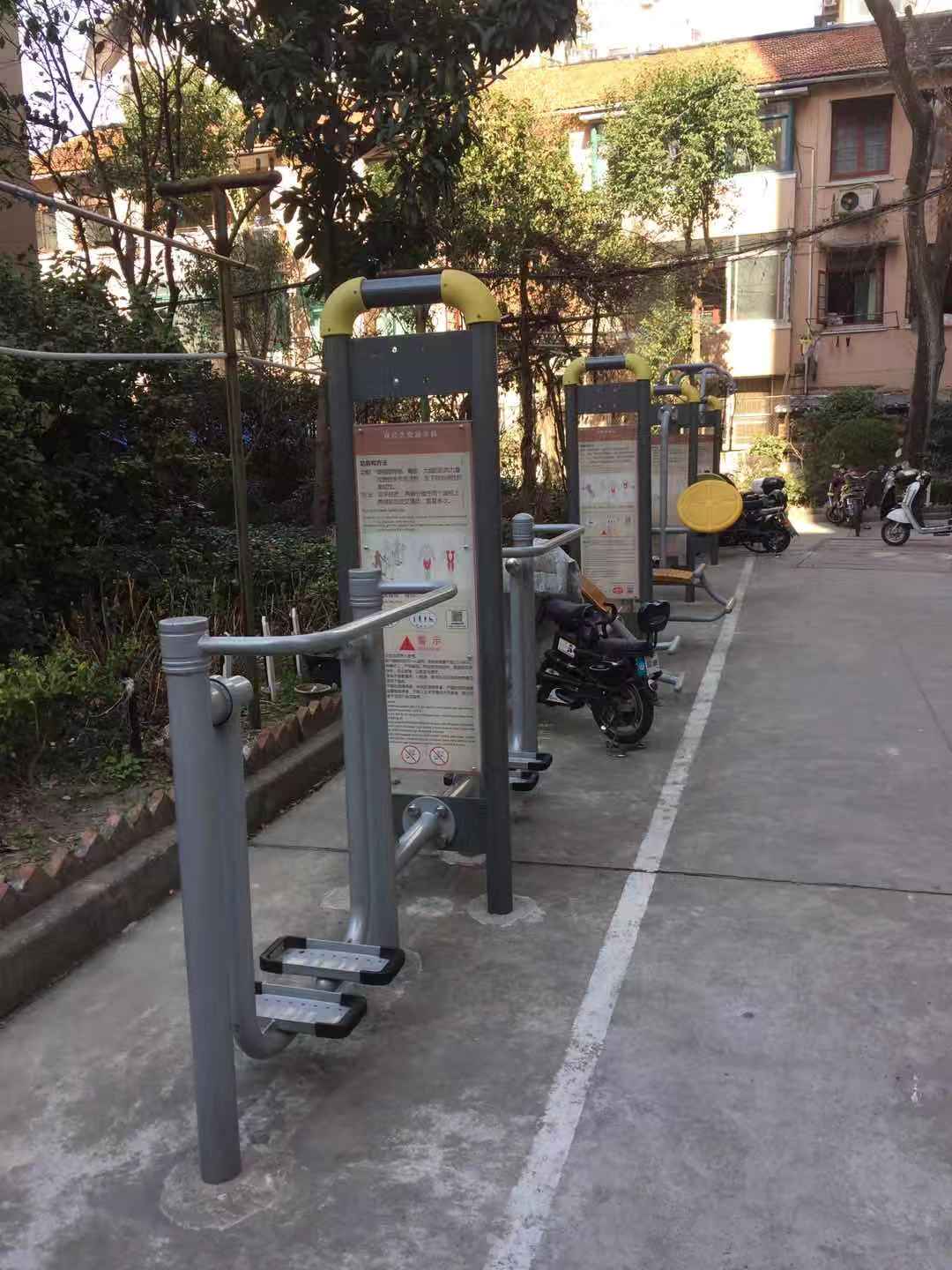 醫(yī)清小區(qū)市民健身點（三）