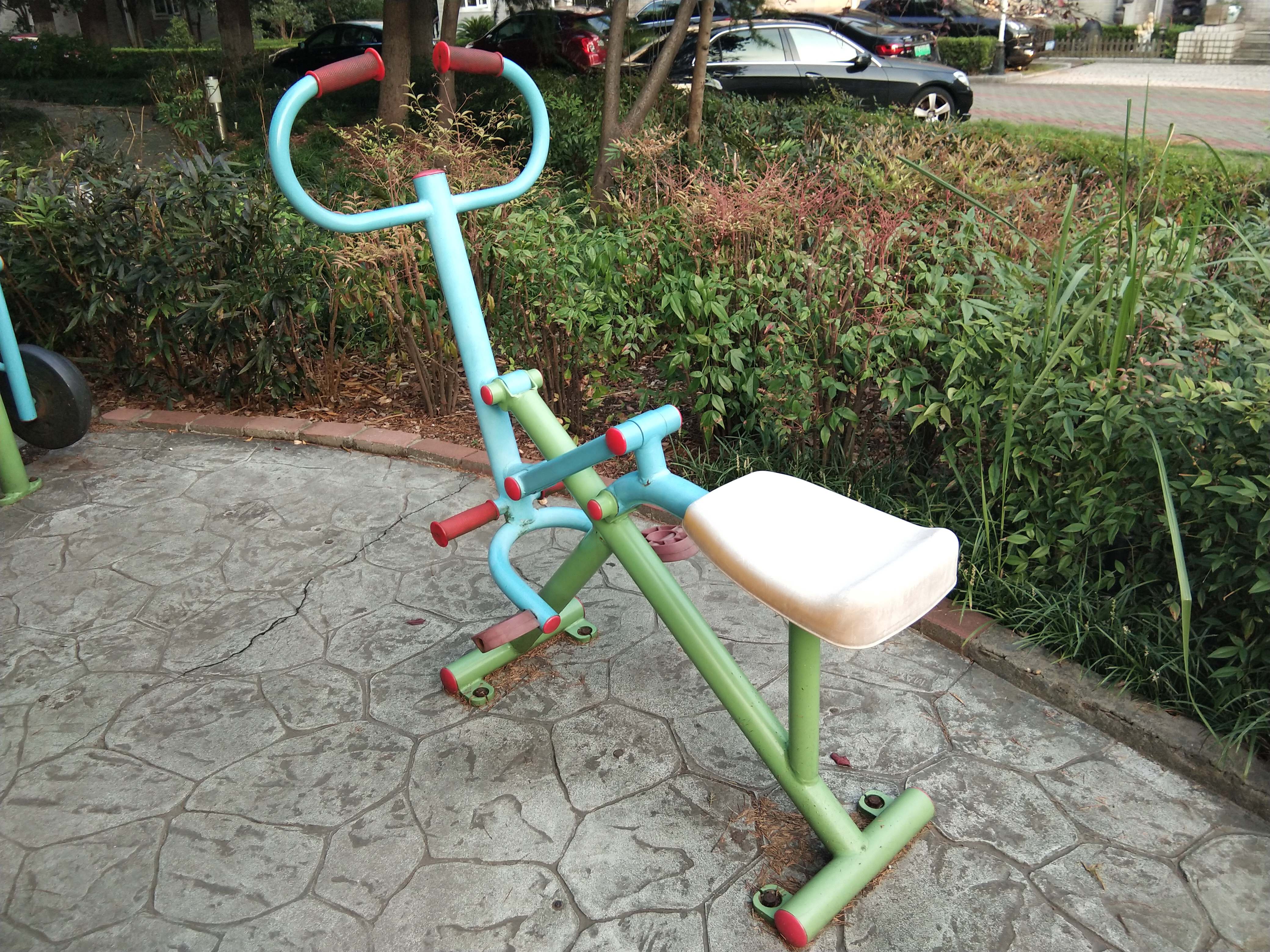 健騎機(jī) 健騎機(jī)